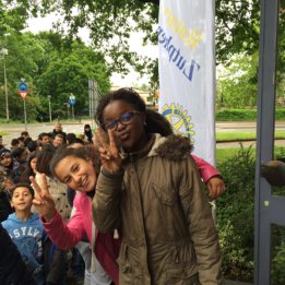 D:\Anne\Afbeeldingen\Pictures\Rotary Club Zutphen\2016-05-23 Fancy Fidlers, kinderen van de Waaier en de Wegwijzer\IMG-20160524-WA0007.jpg