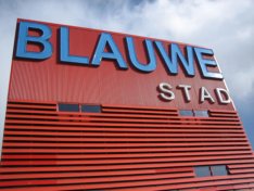 Blauwe Stad. Gevel infocentrum.