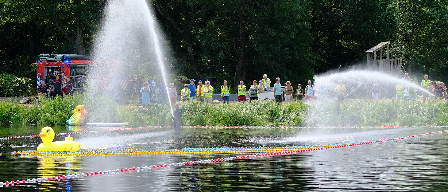 Scholieren in het Burgemeester Berkhoutpark