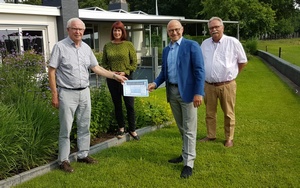 Overhandiging van een bijdrage van € 5.000 aan het hospice in Hardenberg