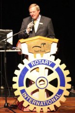 Dagvoorzitter Rotarian Pieter van der Bijl