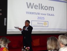 Een warm welkom aan de hele zaal