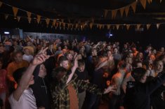 Ongetemd Talent - the Crowd