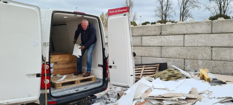 Afbeelding met sneeuw

Automatisch gegenereerde beschrijving