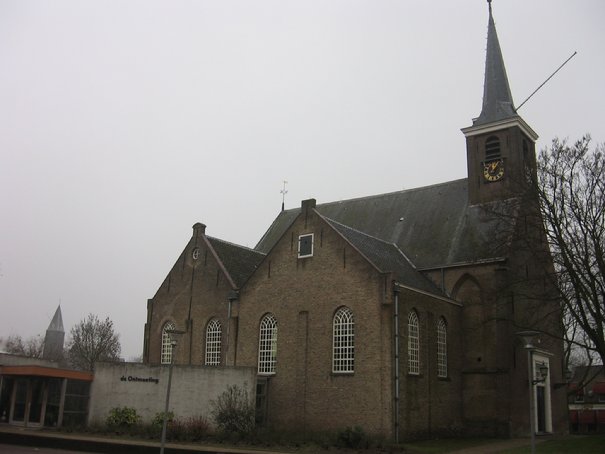 https://upload.wikimedia.org/wikipedia/commons/b/b1/Barendrecht_-_Dorpskerk.jpg