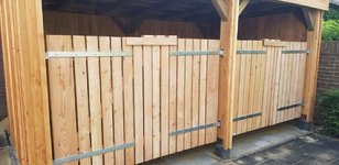 Kan een afbeelding zijn van buitenshuis en boom
