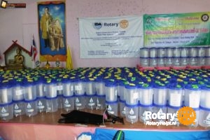 rotaryclub-pijnacker-waterfilters-op-rij