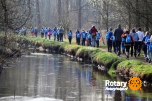 rotaryclub-bergh-wandelen-voor-water