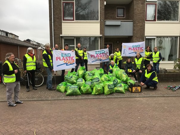 Afbeelding met buiten

Automatisch gegenereerde beschrijving