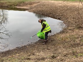 Afbeelding met buiten, grond, gras, person

Automatisch gegenereerde beschrijving