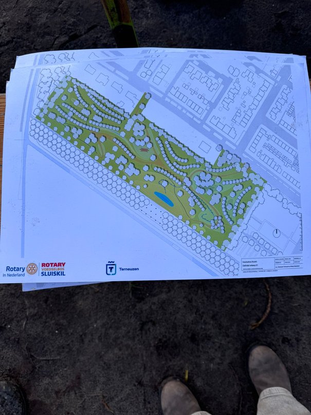 Afbeelding met tekst, kaart, buitenshuis

Door AI gegenereerde inhoud is mogelijk onjuist.