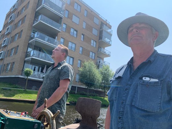 Afbeelding met buiten, lucht, persoon, person

Automatisch gegenereerde beschrijving