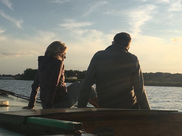 Afbeelding met lucht, water, persoon, buiten

Automatisch gegenereerde beschrijving