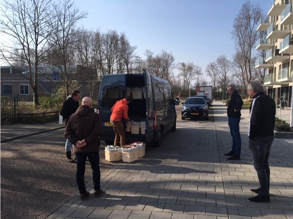 Afbeelding met buiten, weg, straat, gebouw

Automatisch gegenereerde beschrijving