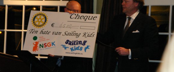 cheque voor het goede doel