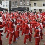 http://schiedam.rotarysantarun.nl/wp-content/uploads/sites/49/2014/09/Santa-Run-Schiedam-20-12-2014-23-150x150.jpg